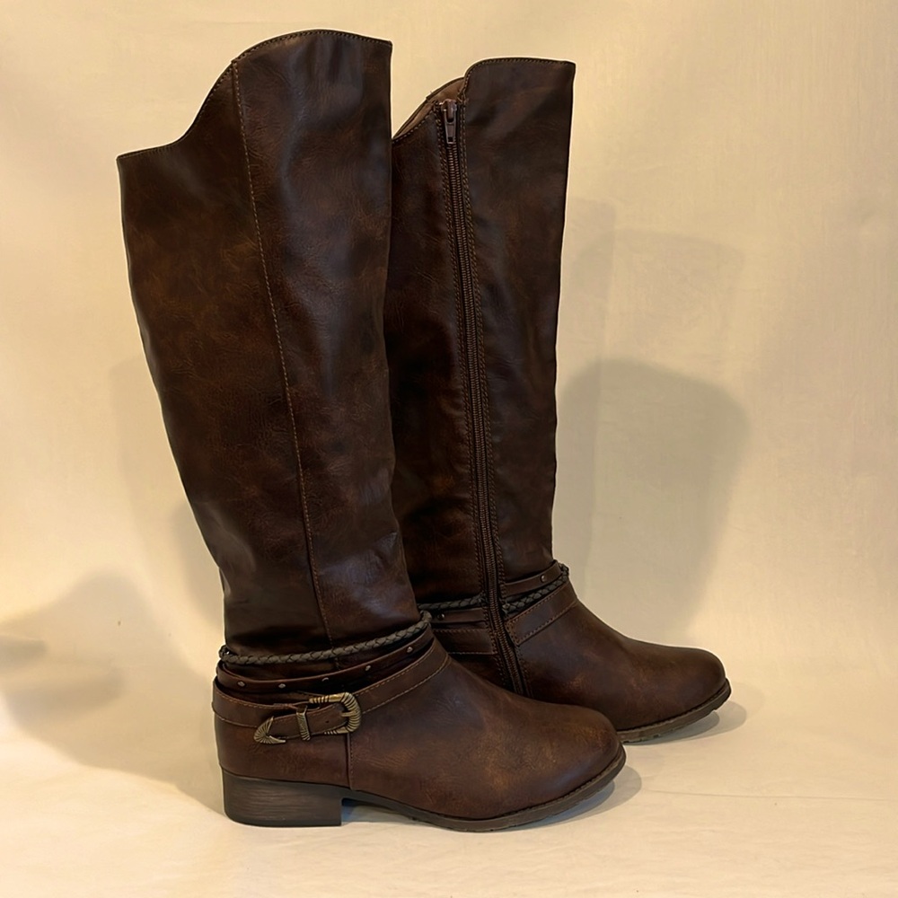 Like New Jellypop women’s tall boots Size 9, dark brown